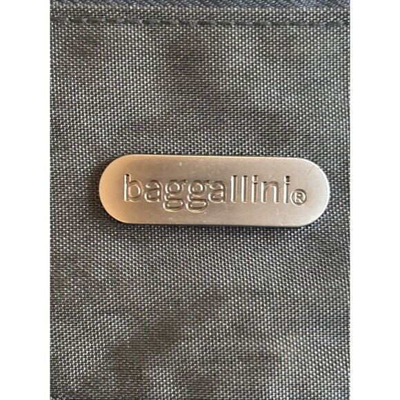 Baggallini Mini Crossbody Belt Bag Purse Travel Pouch ID & Zip Pockets Gray - Picture 9 of 9